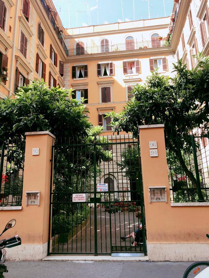 Casa Vacanza Vahid Rome Buitenkant foto